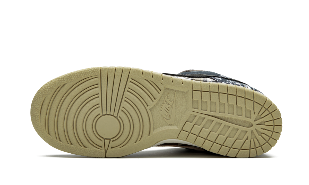 SB Dunk Low QS Special Box "Travis Scott" CT5053 001A