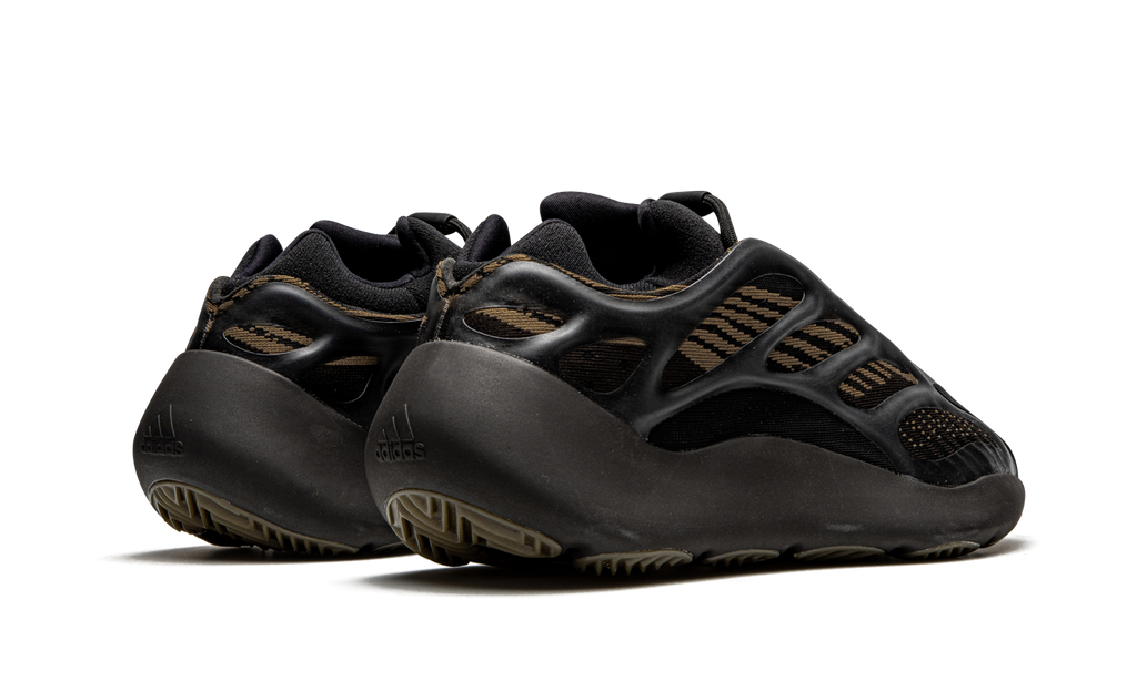 Yeezy 700 V3 "Clay Brown" GY0189